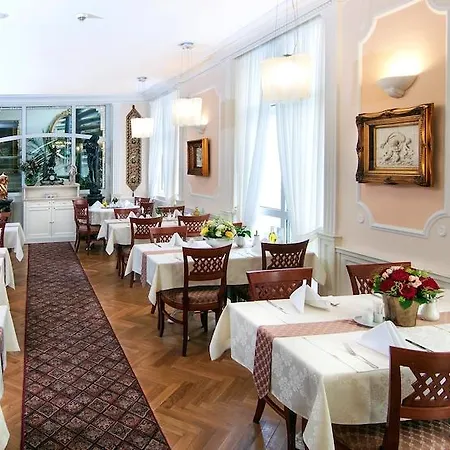 Aura Palace And Wellness 4* Karlovy Vary