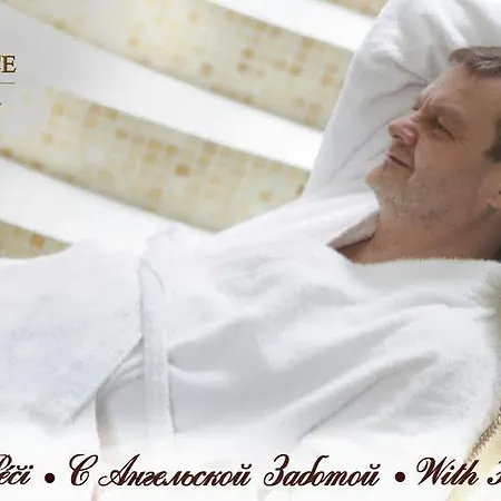 Aura Palace And Wellness Ξενοδοχείο Κάρλοβι Βάρι