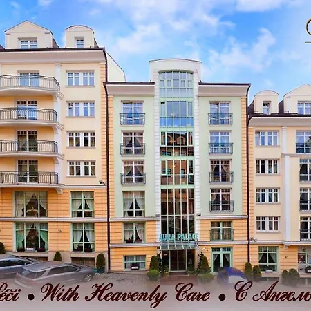 Aura Palace And Wellness Ξενοδοχείο Κάρλοβι Βάρι